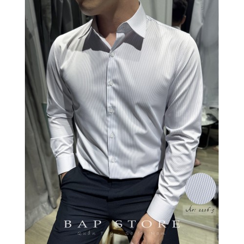 Áo sơ mi sọc hồng tím áo sơ mi công sở chất vải sợi tre mát mịn không nhăn form dáng slimfit mẫu mới 2026 Áo sơ mi sọc hồng tím áo sơ mi công sở chất vải sợi tre mát mịn không nhăn form dáng slimfit mẫu mới 2026